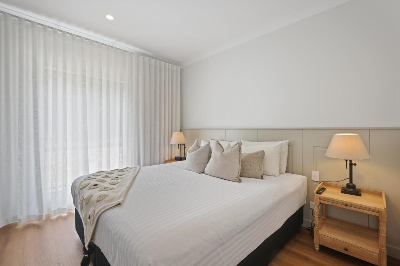 Clare Country Club Hotel Bagian luar foto